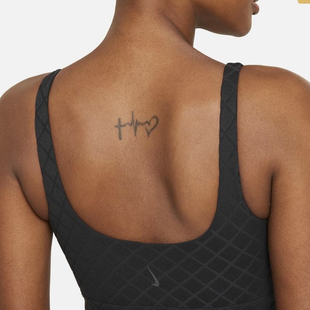 Nike Yoga Cropped Tank - Picture 2 of 4